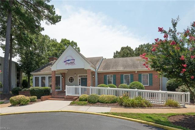 12735 Daybreak CIR, Newport News, VA 23602