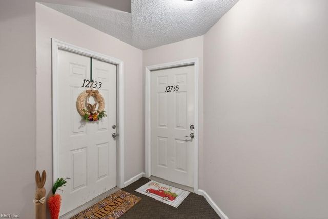 12735 Daybreak CIR, Newport News, VA 23602