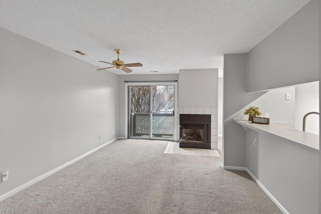 12735 Daybreak CIR, Newport News, VA 23602