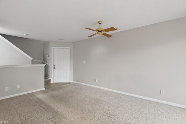 12735 Daybreak CIR, Newport News, VA 23602