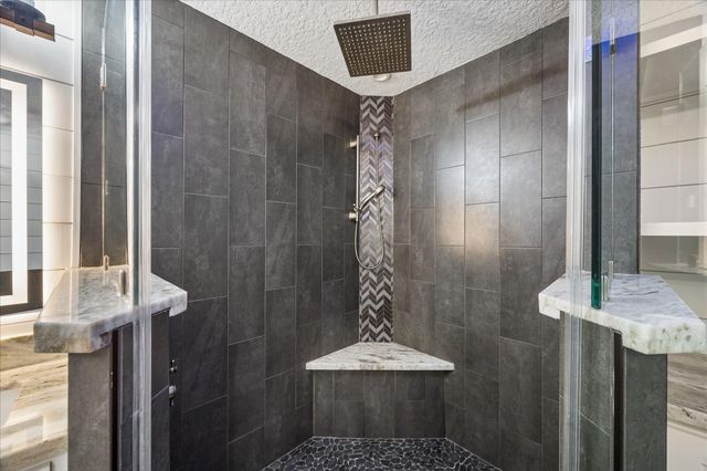 9102 N Humble Camp Road, Dickinson, TX 77539