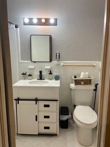 3909 NW Cheyenne Ave, Lawton, OK 73505