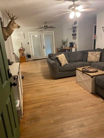 3909 NW Cheyenne Ave, Lawton, OK 73505