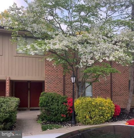 502-A CYPRESS POINT CIR, Mount Laurel, NJ 08054