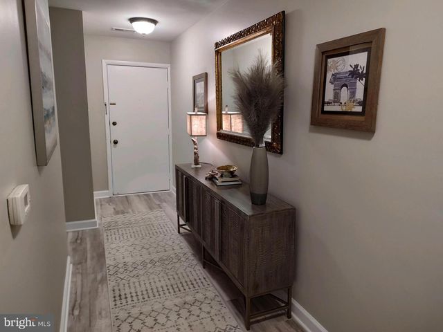 502-A CYPRESS POINT CIR, Mount Laurel, NJ 08054