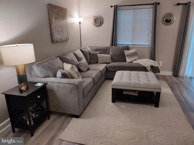502-A CYPRESS POINT CIR, Mount Laurel, NJ 08054