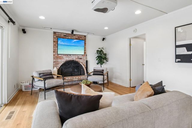 3113 Creekmore Way, San Jose, CA 95148