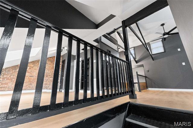 2211 Menard Street R, St Louis, MO 63104