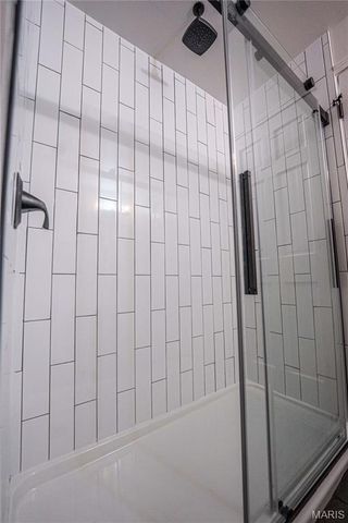 2211 Menard Street R, St Louis, MO 63104