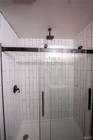 2211 Menard Street R, St Louis, MO 63104