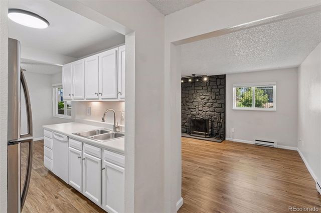 4064 S Atchison Way 102, Aurora, CO 80014