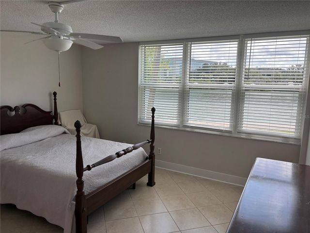 7405 BAY ISLAND DRIVE S 120, South Pasadena, FL 33707