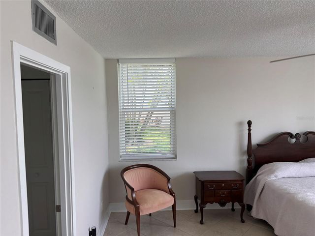 7405 BAY ISLAND DRIVE S 120, South Pasadena, FL 33707