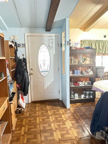 11761 Essen Lane, Sonora, CA 95370