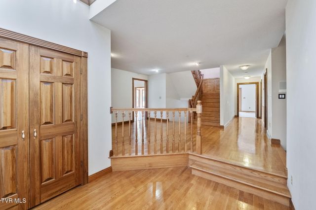 21580 Moonlight Bay Road, Abingdon, VA 24211