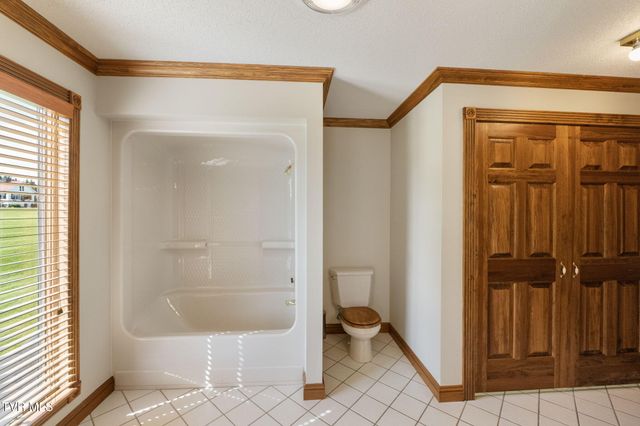 21580 Moonlight Bay Road, Abingdon, VA 24211