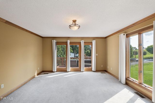 21580 Moonlight Bay Road, Abingdon, VA 24211