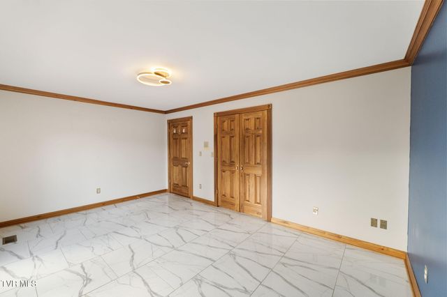 21580 Moonlight Bay Road, Abingdon, VA 24211
