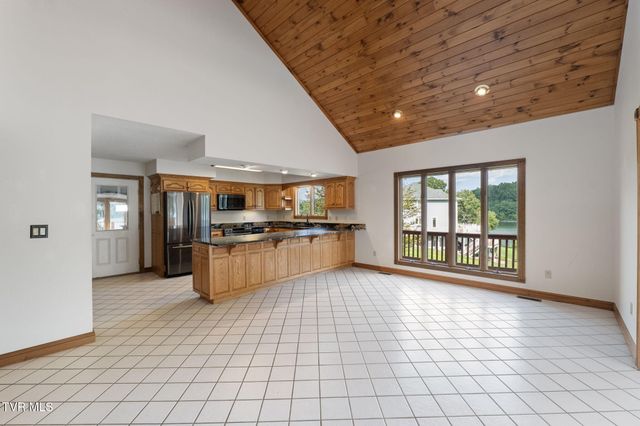 21580 Moonlight Bay Road, Abingdon, VA 24211