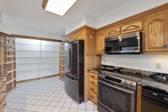 21580 Moonlight Bay Road, Abingdon, VA 24211