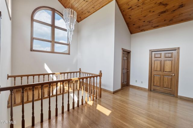 21580 Moonlight Bay Road, Abingdon, VA 24211