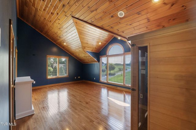 21580 Moonlight Bay Road, Abingdon, VA 24211