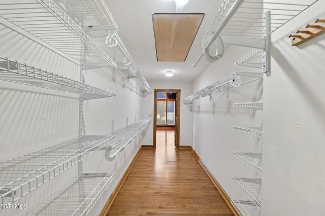 21580 Moonlight Bay Road, Abingdon, VA 24211