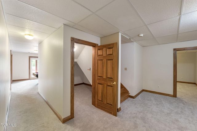 21580 Moonlight Bay Road, Abingdon, VA 24211
