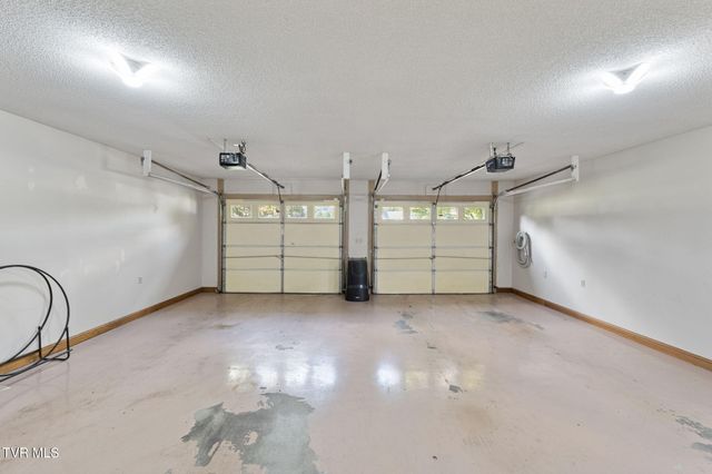 21580 Moonlight Bay Road, Abingdon, VA 24211
