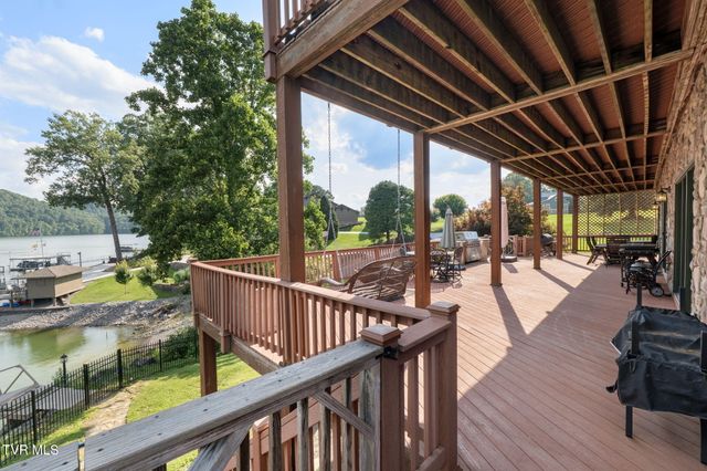21580 Moonlight Bay Road, Abingdon, VA 24211
