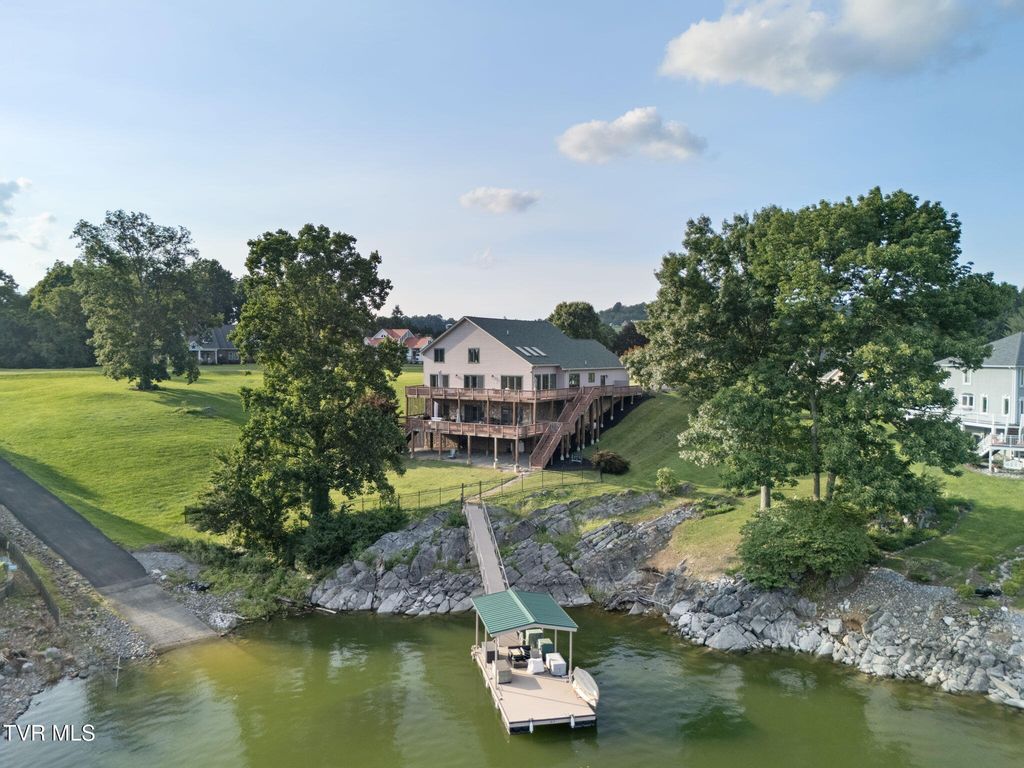 21580 Moonlight Bay Road, Abingdon, VA 24211