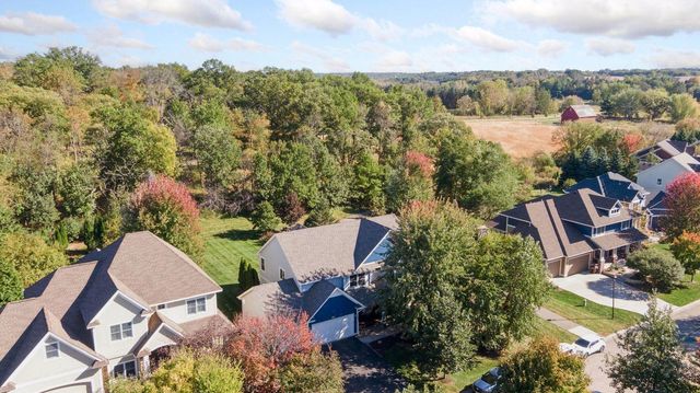 1631 Deephaven Drive, Woodbury, MN 55129