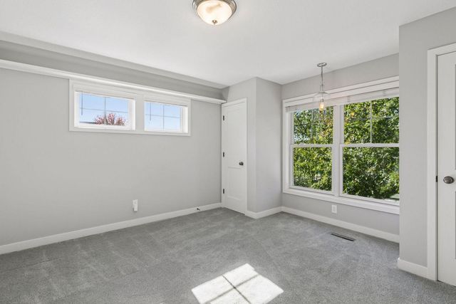 1631 Deephaven Drive, Woodbury, MN 55129