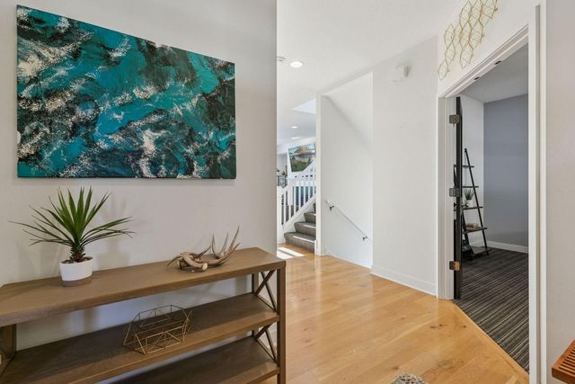 1631 Deephaven Drive, Woodbury, MN 55129