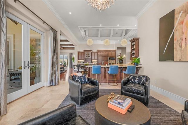 11350 N Glencastle Way, Fresno, CA 93730