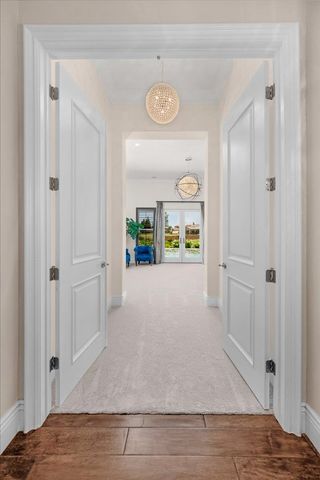 11350 N Glencastle Way, Fresno, CA 93730