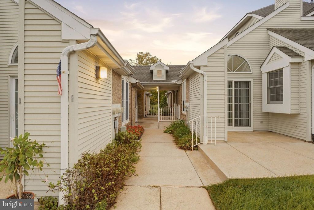 61 STANDIFORD CT #146, Wilmington, DE 19804 — photo 2