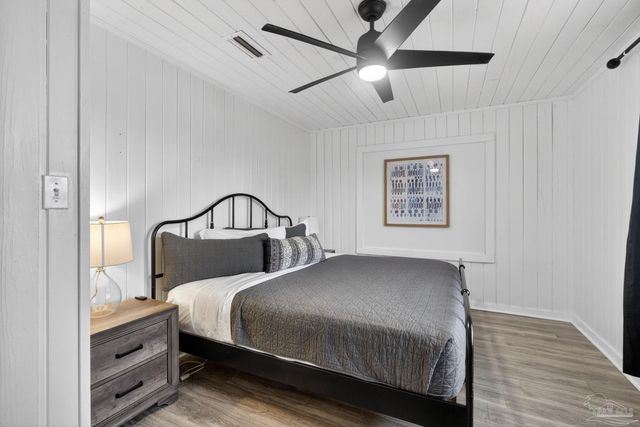 351 E 2nd Ave, Gulf Shores, AL 36542