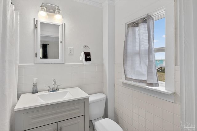 351 E 2nd Ave, Gulf Shores, AL 36542