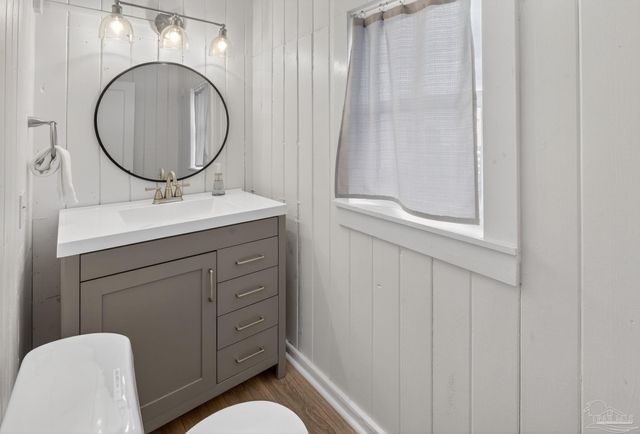 351 E 2nd Ave, Gulf Shores, AL 36542