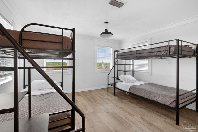 351 E 2nd Ave, Gulf Shores, AL 36542