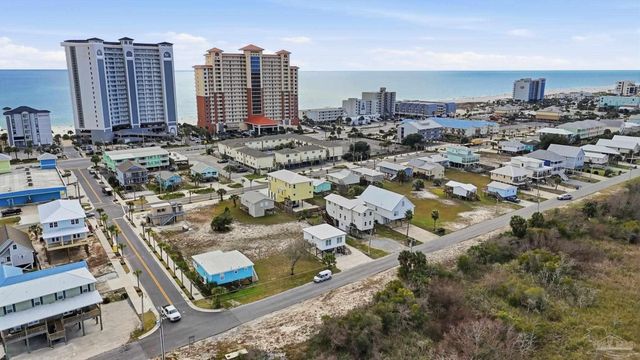 351 E 2nd Ave, Gulf Shores, AL 36542