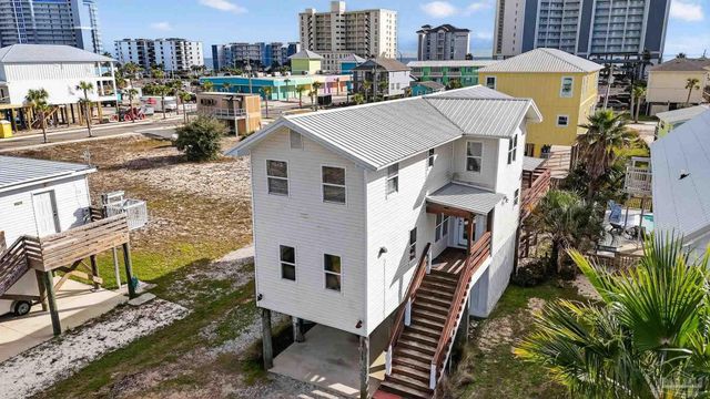 351 E 2nd Ave, Gulf Shores, AL 36542