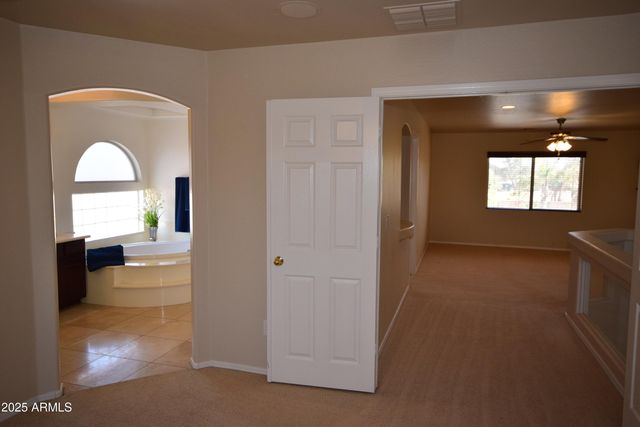 31689 N BLACKFOOT Drive, San Tan Valley, AZ 85143