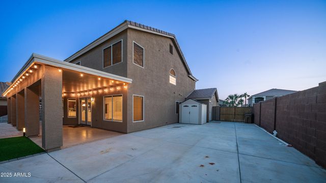 31689 N BLACKFOOT Drive, San Tan Valley, AZ 85143