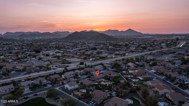 31689 N BLACKFOOT Drive, San Tan Valley, AZ 85143