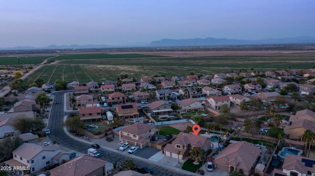 31689 N BLACKFOOT Drive, San Tan Valley, AZ 85143