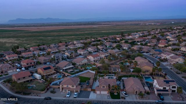 31689 N BLACKFOOT Drive, San Tan Valley, AZ 85143