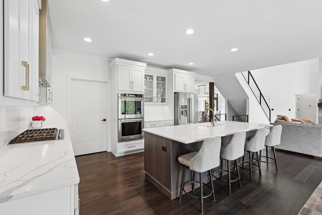 600 W 6th St Court, Coal Valley, IL 61240