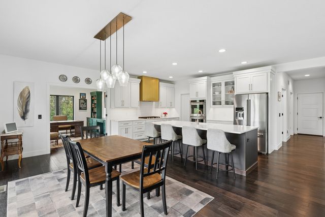 600 W 6th St Court, Coal Valley, IL 61240